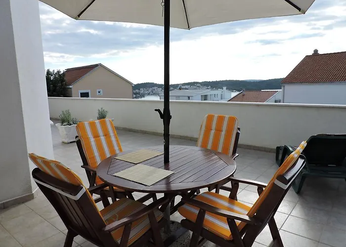 比安卡公寓 * 特罗吉尔